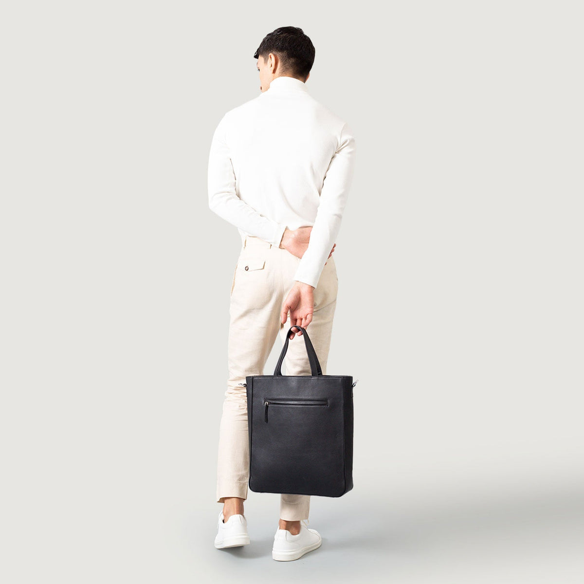 
The Poet Çantë tote lëkure – alternate product view 9