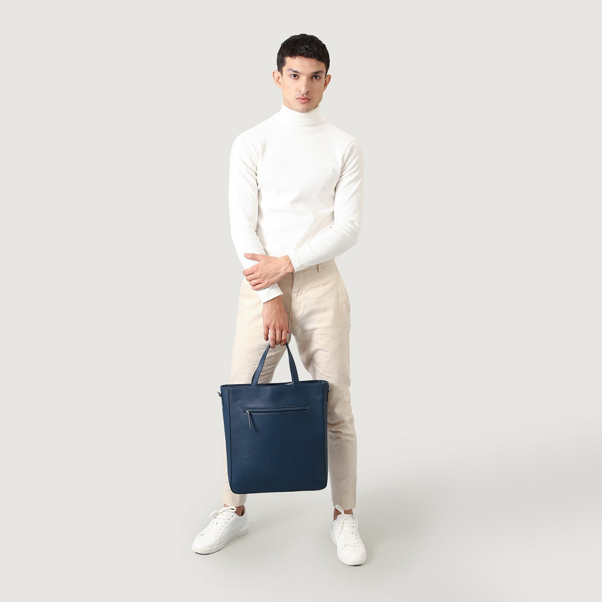 
The Poet Çantë tote lëkure – alternate product view 2