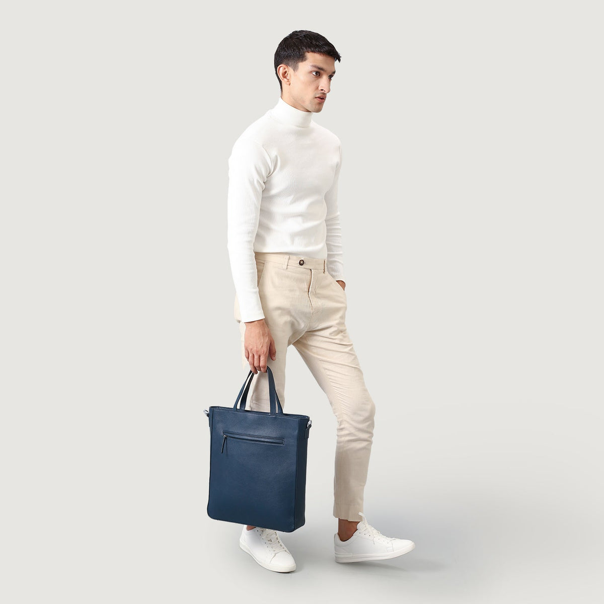 
The Poet Çantë tote lëkure – alternate product view 9