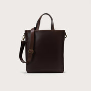 
The Poet Vintage Brown Leather Tote Bag For Men & Women in Vintage Brown Full-Grain Leather - Full Exterior Pamje ballore dhe siluetë e përshtatur | Bli online