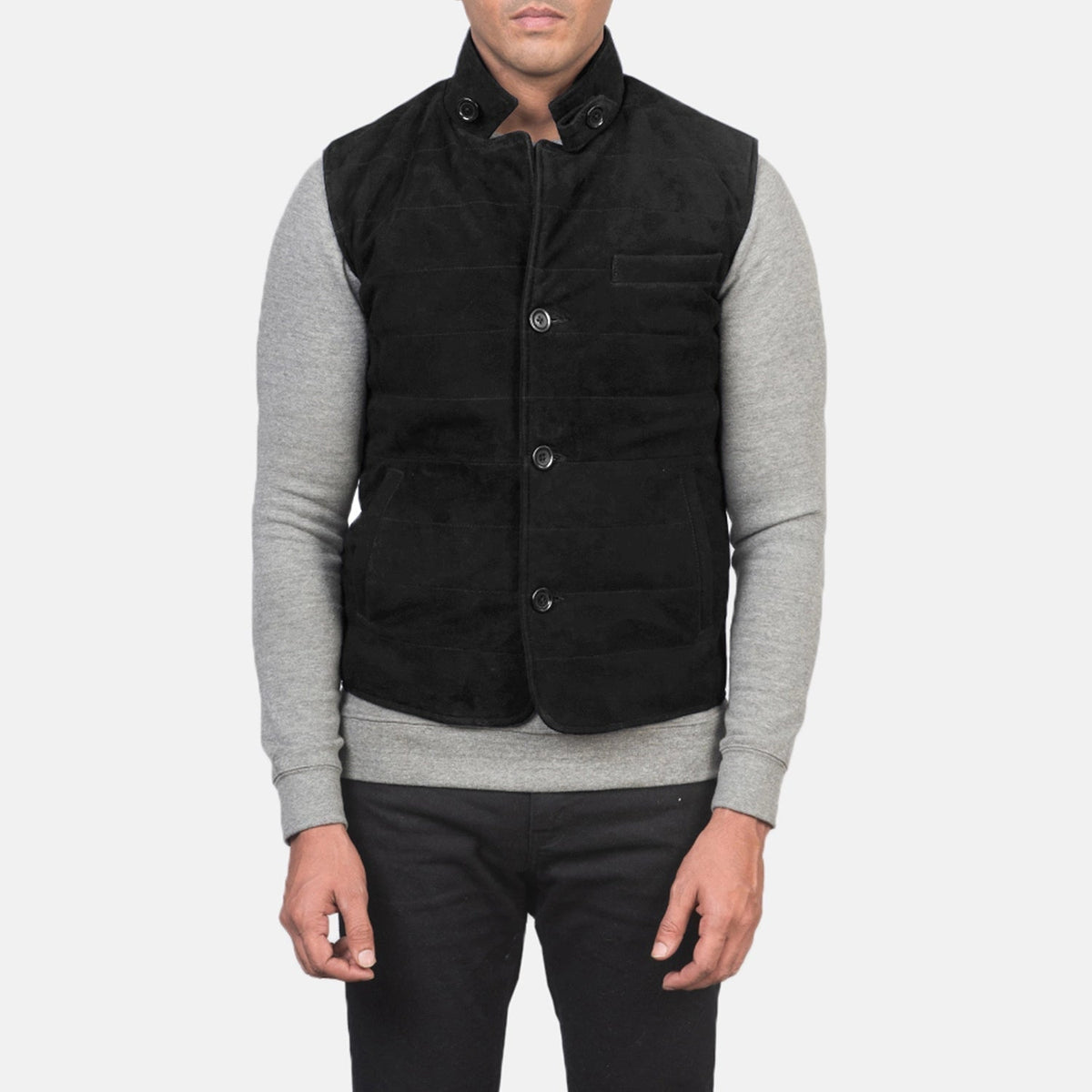 
Detaje nga afër of Notch with removable throat latch & Button Hardware on Tony E zezë Suede Vest për Meshkuj