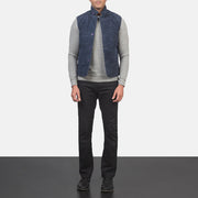 
Tony Blu Suede Vest për Meshkuj - Pamje anësore me prerje ergonomike të mëngëve