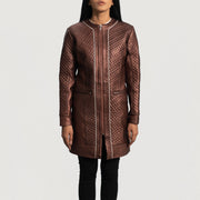 
Detaje nga afër of Classic Collar & Zipper Hardware on Trudy Lane E tegelisur Vishnje Pallto Lëkure për Femra