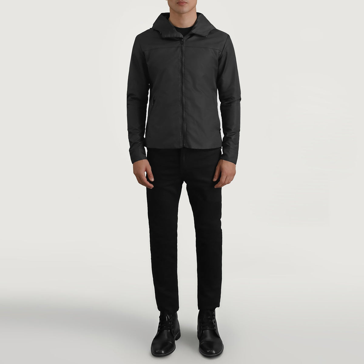
Wesley E zezë Hooded Windbreaker Xhaketë Lëkure për Meshkuj - Pamje anësore me prerje ergonomike të mëngëve