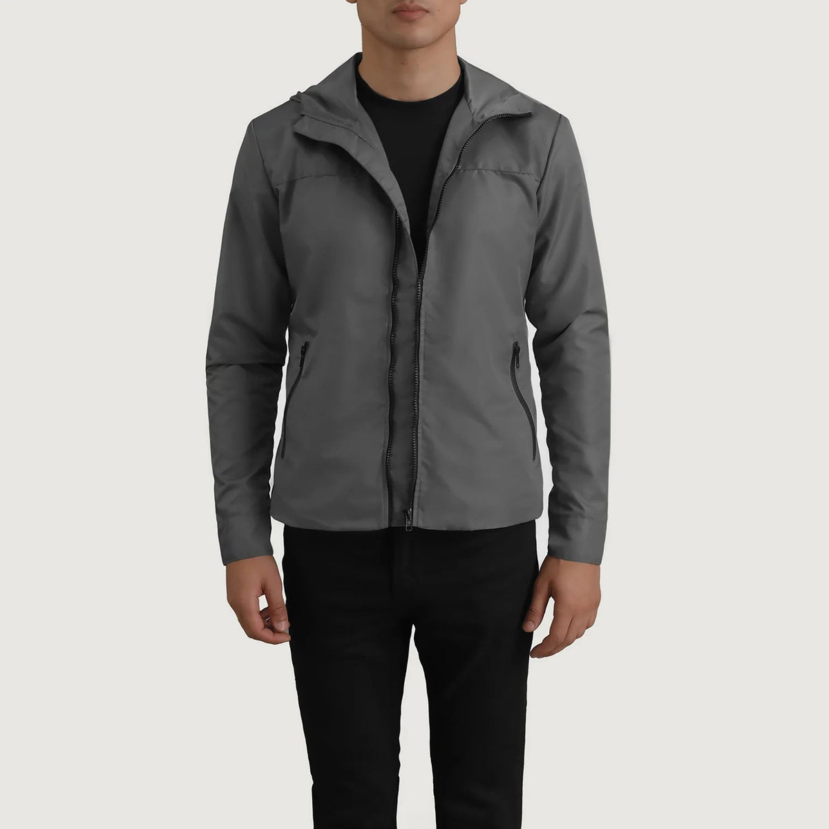 
Wesley Grey Hooded Windbreaker Xhaketë Lëkure për Meshkuj in Grey Full-Grain Leather - Pamje ballore dhe siluetë e përshtatur | Bli online